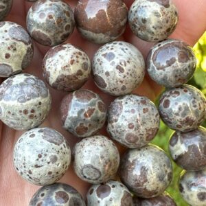 риолит, нить 19 см, диаметр 12 14 мм