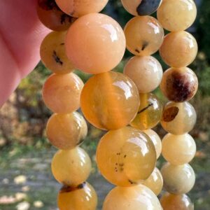 опал желтый, нить 19 см, диаметр 8 и 10 мм