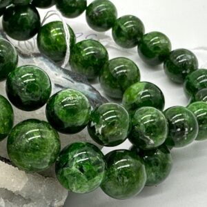 хромдиопсид, нить 19 см, диаметр 9,8, 11,2 мм