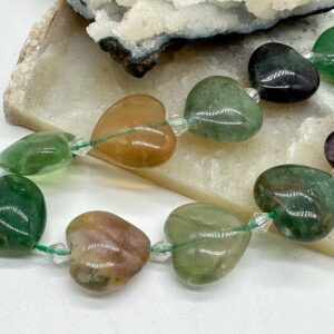 флюорит, сердечки, нить 19 см, размер ~19х20 мм