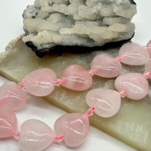 розовый кварц, сердечки, нить 19 см, размер ~19х20 мм