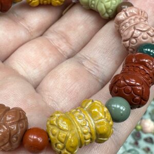 яшма, двойной лотос, размер ~17х12 мм, браслет