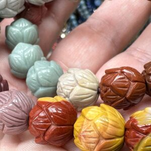 яшма, лотос, размер ~13 мм, браслет