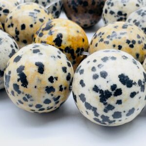 далматиновая яшма (порфирит), нить 19 см, диаметр 20 мм